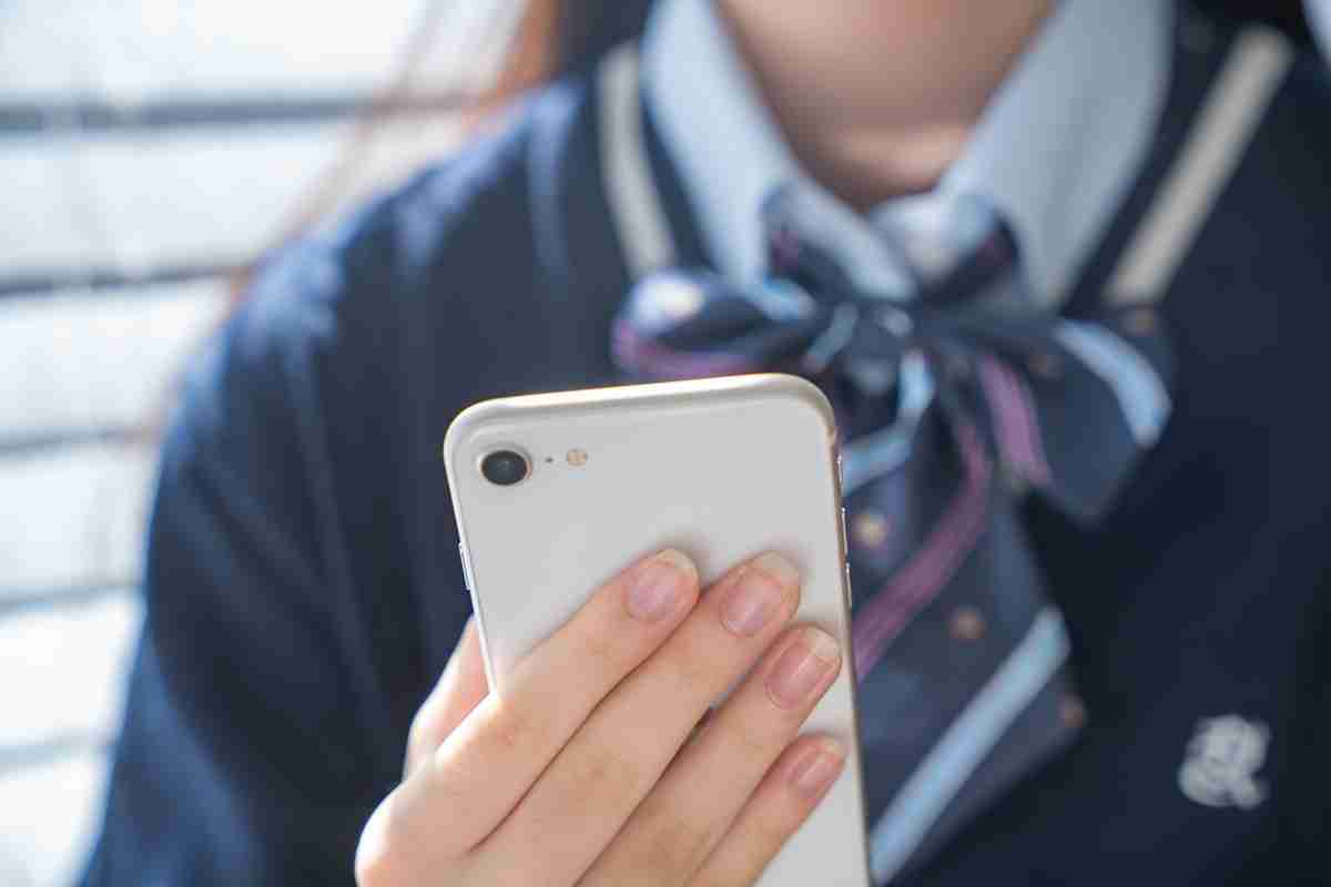 親たちが感じる“SNSの弊害” 数多の承認欲求や大人の愚痴が渦巻く世界に無防備に足を踏み入れる子供たち