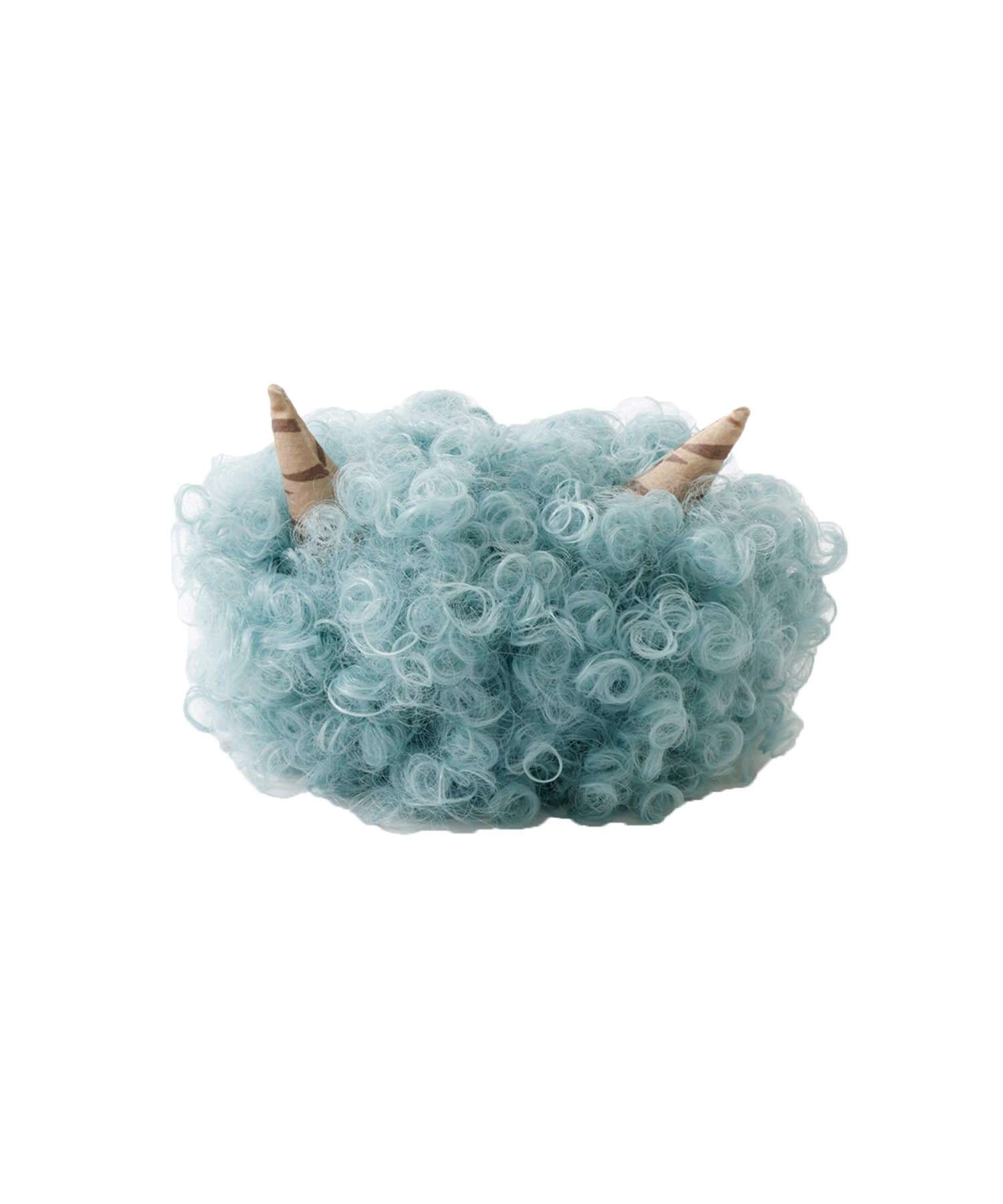 「3COINS」節分グッズ争奪戦の“地獄絵図”動画が拡散…発売当日に5倍価格でフリマサイトに転売も