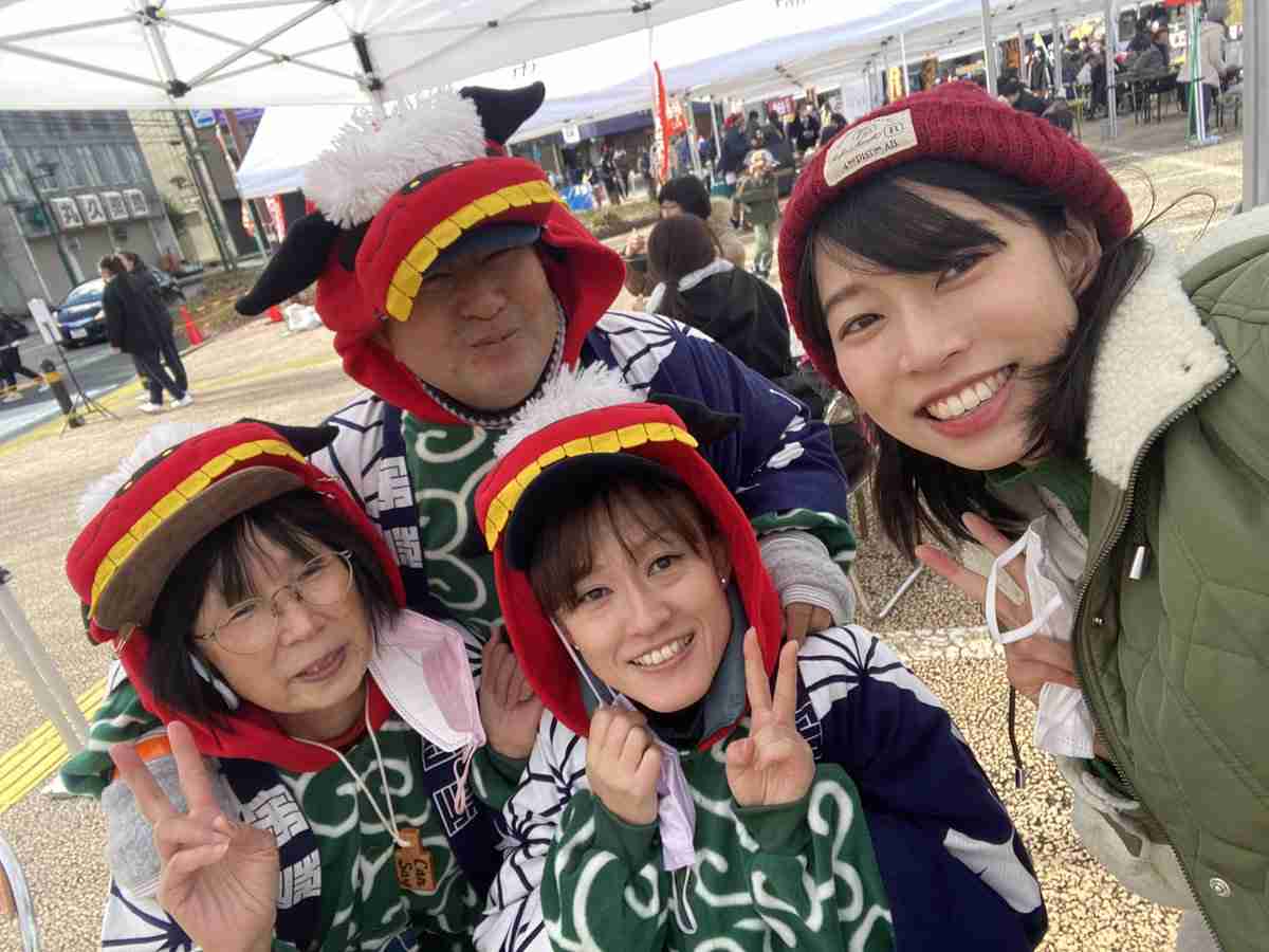突然、立憲から自民に鞍替え!美人すぎるお騒がせ政治家・今井るる氏(26歳)が政治資金でスピリチュアル系セミナーを受講していた
