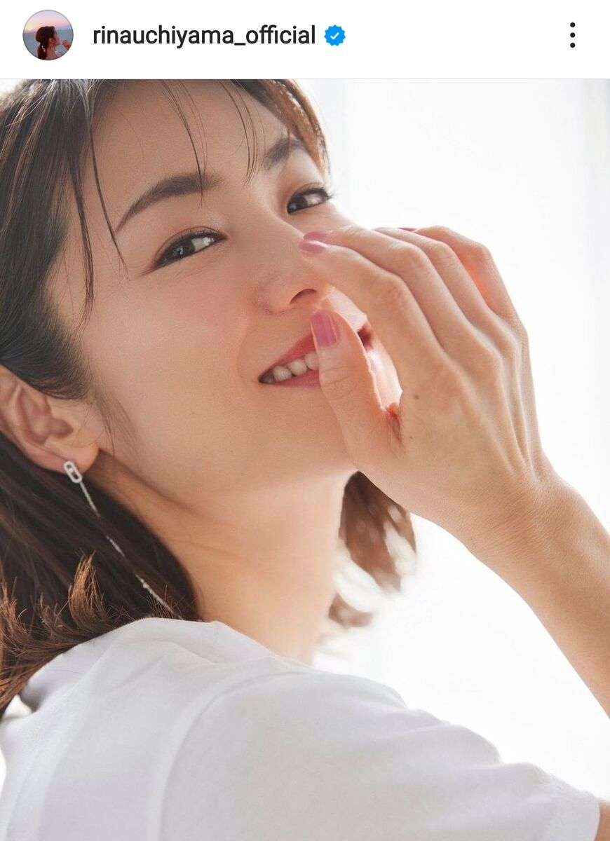 吉田栄作との１２歳差婚が話題の内山理名、正月の手料理が見事！いくら入り雑煮など…しめ縄も超おしゃれ : スポーツ報知