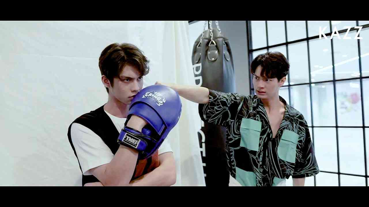 KazzFashion x ไบร์ท-วิน จากซีรีส์ “เพราะเราคู่กัน GMMTV - YouTube