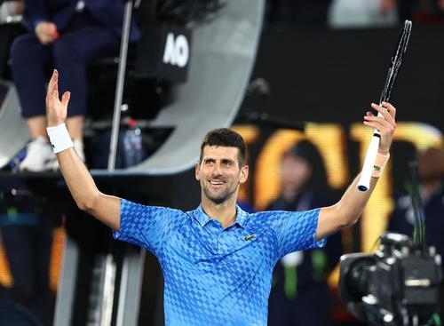 【全豪テニス】ジョコビッチ４大大会22勝目！チチパスにストレート勝ち、ナダルに並び男子最多 - テニス : 日刊スポーツ