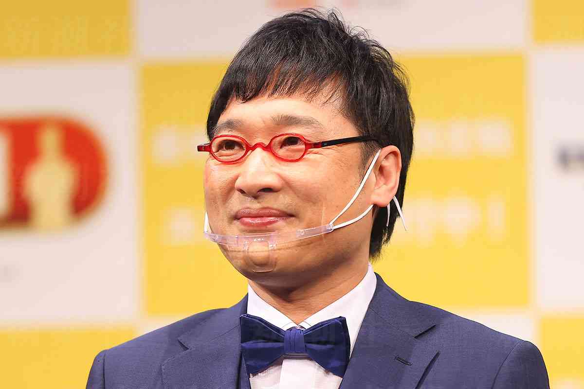 麒麟・川島、山里亮太…「じゃない方」芸人ばかりが朝の顔を席巻するワケ | デイリー新潮
