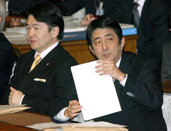 竹中平蔵氏パソナ会長退任にネットがザワつく…安倍氏死去直後だけに