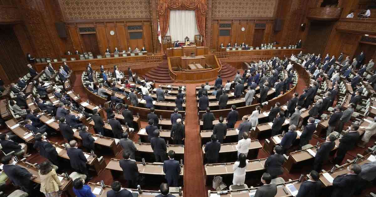 安保上重要な土地、取引規制の新法　基地・原発周辺調査 - 日本経済新聞