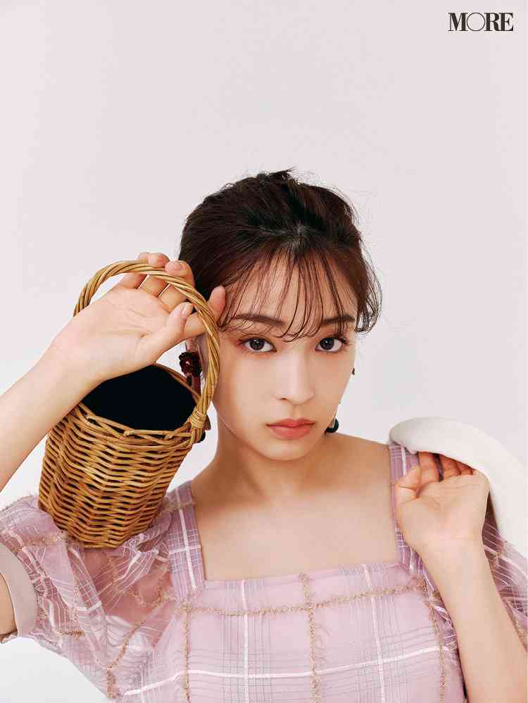 ブルベ冬の春ファッション