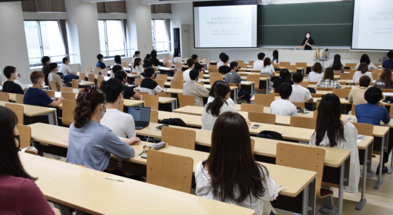 【31年連続・世界一の金持ち国『日本』の実態】多くの若者が『奨学金』返済に苦しみ、結婚も出産もできず　50代に完済するケースも  |  RAPT理論+α