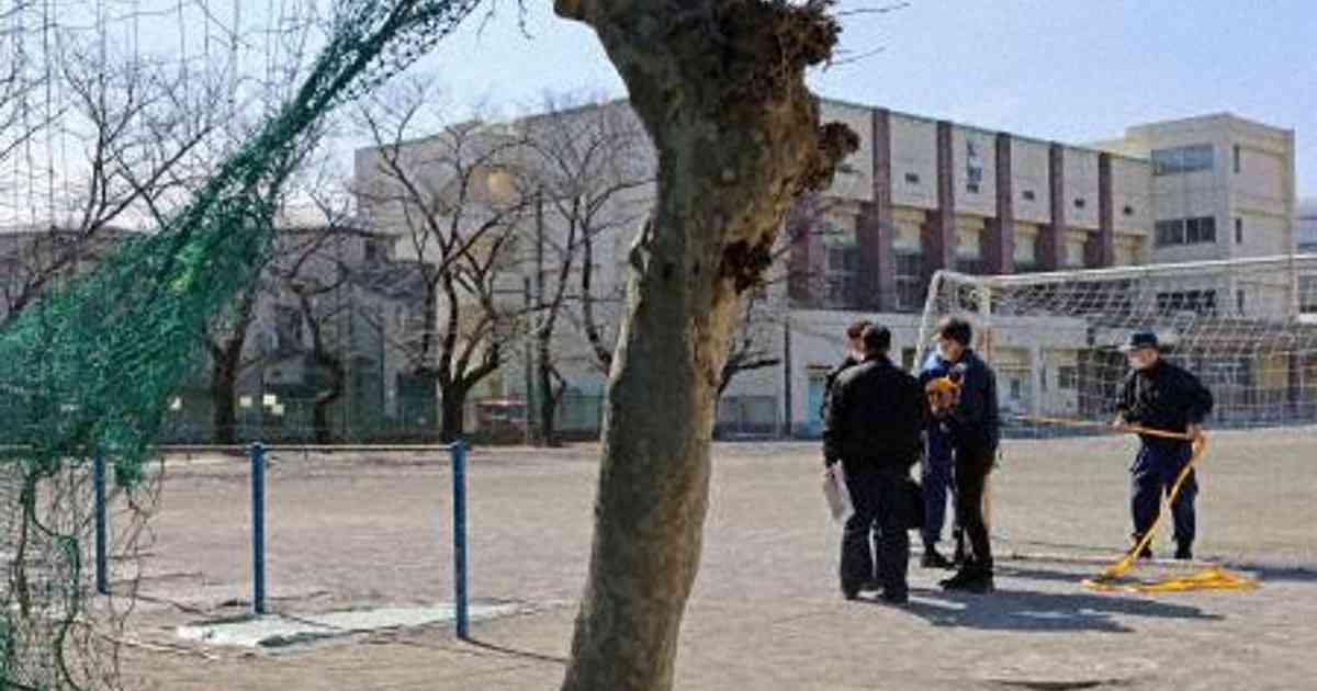 小学校につるされたネコの死骸か　近くの公園にも足2本　さいたま | 毎日新聞