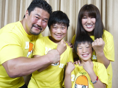 北斗晶&佐々木健介夫婦長男の妻・凜が第1子妊娠「大切にお腹の中で育てていきたい」プロレスラーとして活躍