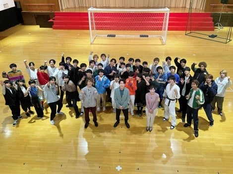 東西ジャニーズJr.総勢100人参戦の新バラエティー始動 中京テレビ&Prime Video配信、司会は村上信五