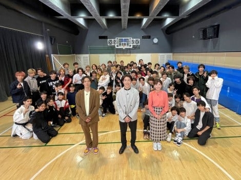 東西ジャニーズJr.総勢100人参戦の新バラエティー始動 中京テレビ&Prime Video配信、司会は村上信五