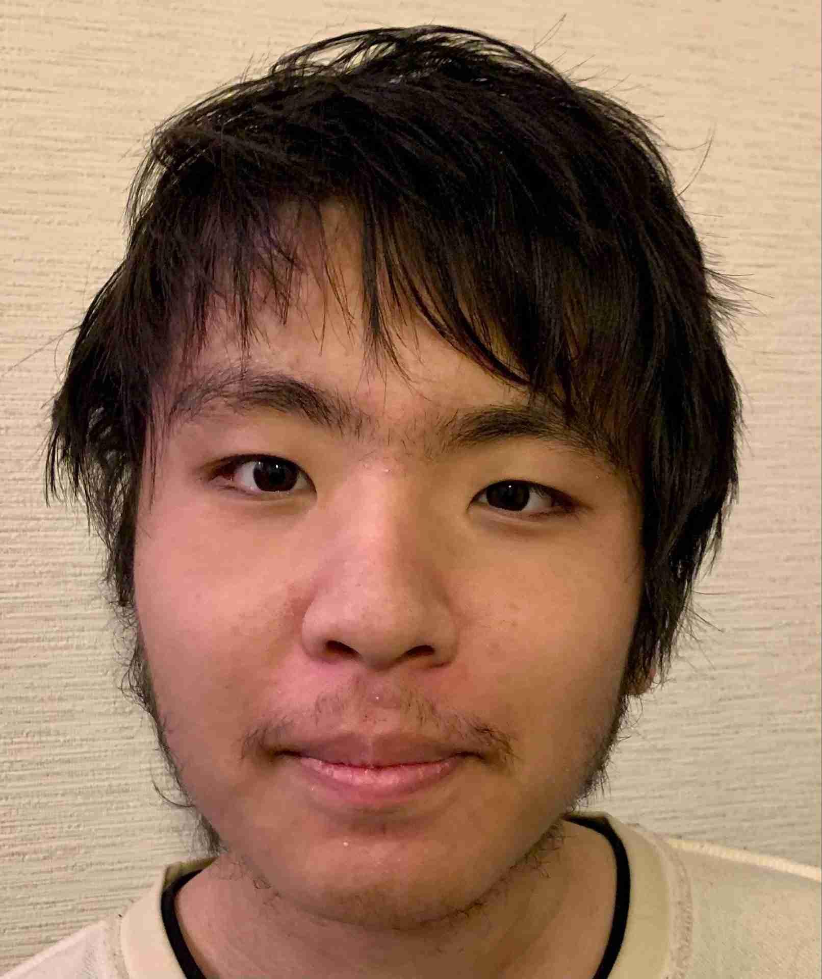 手ぶらで姿を消した男子大学生行方不明６日目　 父と母、妹がチラシを配って情報求める　富山・高岡 | 富山県のニュース｜チューリップテレビ