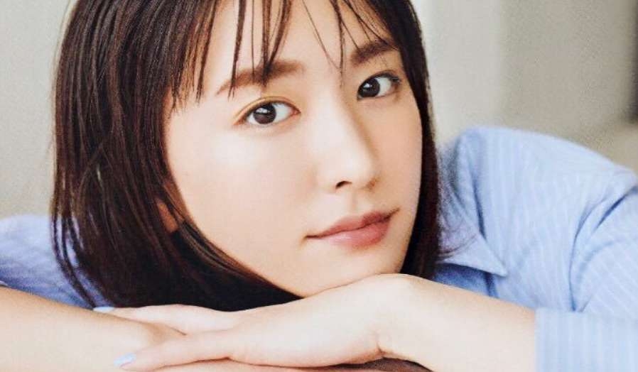 【ガッキー】新垣結衣の目元が変わった?目頭切開?一重から二重まぶたに!目の大きさは小さい?  |  ここでしか話せない芸能人の素顔