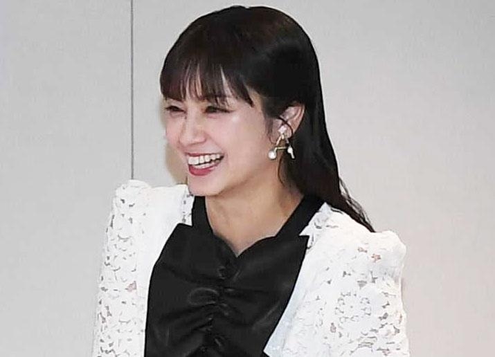 第4子妊娠中の平愛梨　5歳長男と一緒に作った計5品「冷蔵庫にあるもの」で　カラフルお皿も個性的