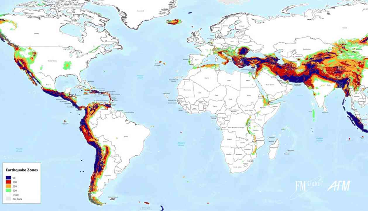 トルコでM7.8の地震 震源は内陸 局地的に強い揺れが襲ったか