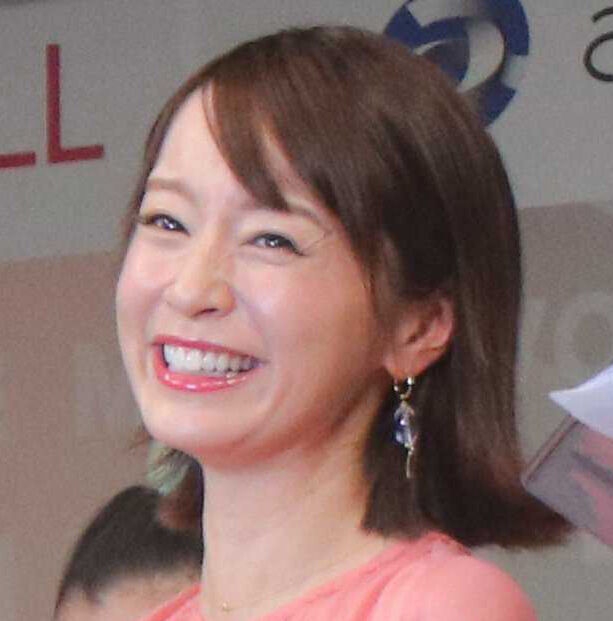 ４１歳・鈴木亜美、同世代の友人への違和感告白「同年代の子が急に『エモい』とか『卍』とか言ってきて…」 : スポーツ報知