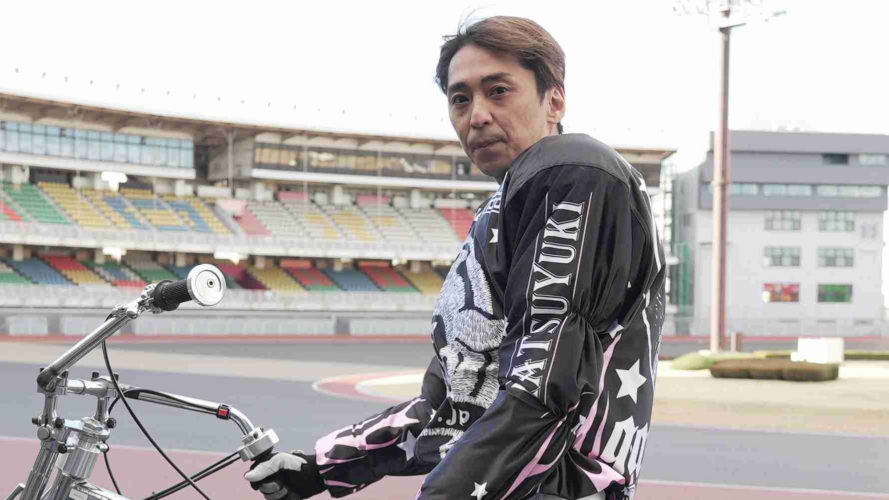 元SMAPのオートレーサー・森且行、衝撃の大事故から執念の復帰へ　両足まひ乗り越え  | ORICON NEWS