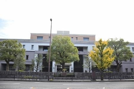 「裸で外に出したろか」女性を脅して性的暴行　自民・県連前事務局長に懲役4年の判決