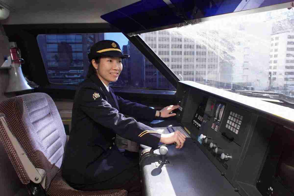 大原優乃、MT車の運転免許取得を報告「女の子でマニュアル凄い」「好感度すごい高い」と祝福の声