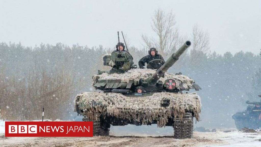 全てのアメリカ人は直ちにウクライナを出るように＝バイデン米大統領 - BBCニュース