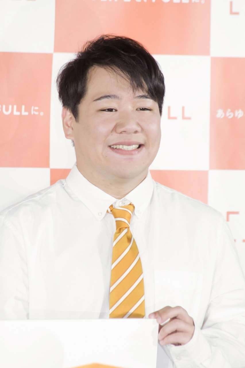 ラランド・ニシダ、幼少期ドイツでのイジメ告白「何かしたんでしょ」被害者を責めるみちょぱらにドン引きの声も | リアルライブ