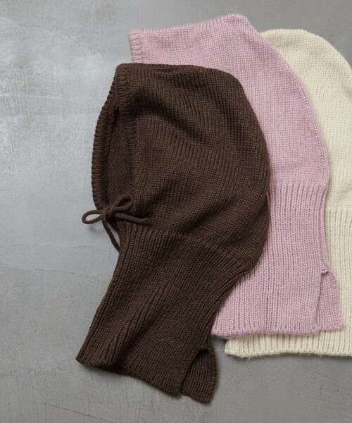 銀行強盗？20代に人気の“謎すぎアイテム”。どう使えばオシャレになるのか