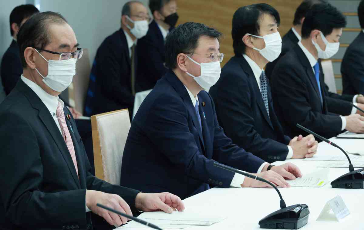 年収2000万円で5年在留資格　高度人材獲得へ要件緩和　政府（時事通信） - Yahoo!ニュース