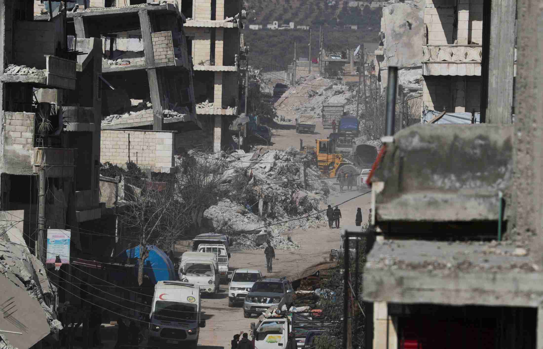 政府、トルコとシリアに36億円　大地震で人道支援