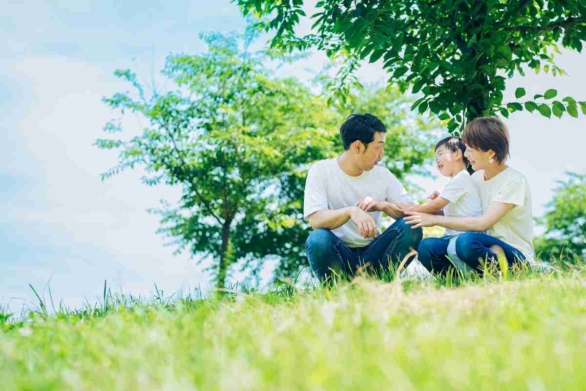 夫婦で異なる育児観、第2子妊娠への躊躇…「出生数80万人割れ」の背景にある子育て世代の“リアルな不安” | マネーポストWEB
