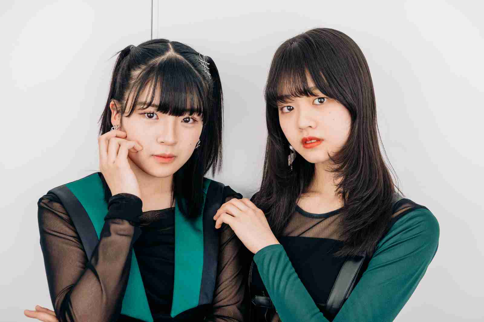 福田真琳＆豫風瑠乃（つばきファクトリー） 「空を見上げれば世界はもっと広いと分かる」 Interview – W online