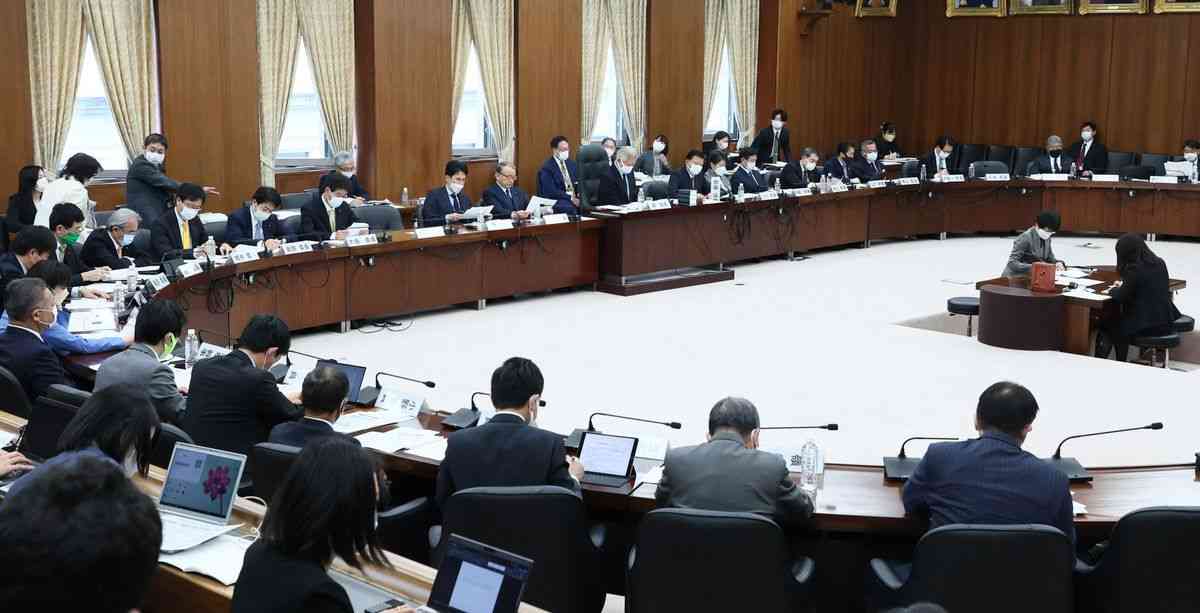 緊急事態条項で自民が８つの論点提示　議論深化へ（産経新聞） - Yahoo!ニュース