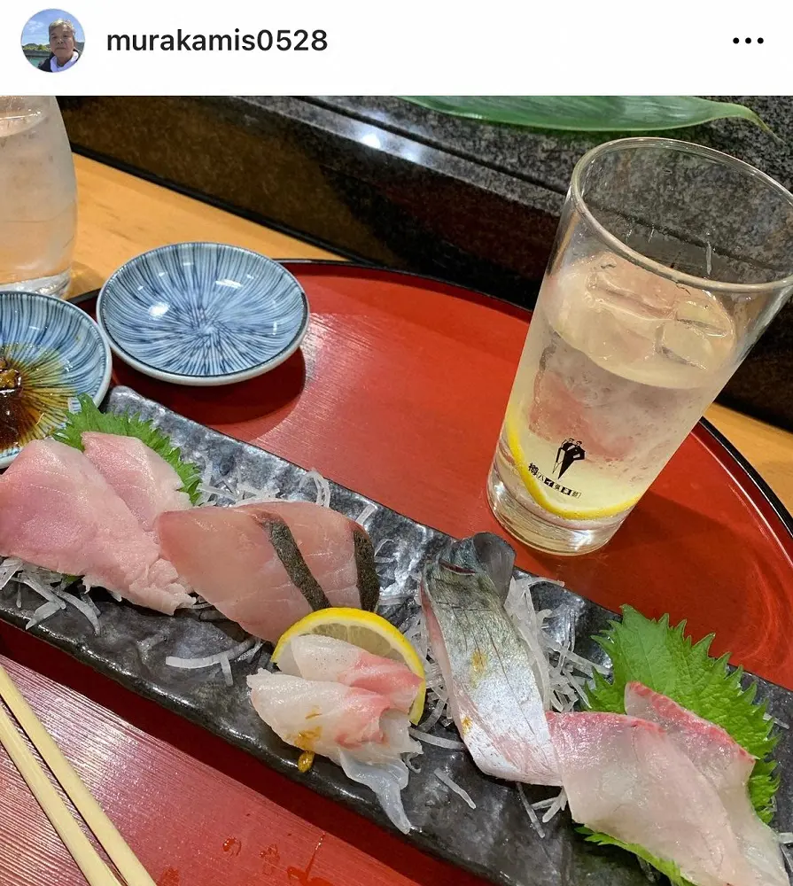 村上ショージ、空港で晩酌も会計に衝撃　焼酎1杯＆刺身盛りでまさかの金額「目ん玉飛び出ます」