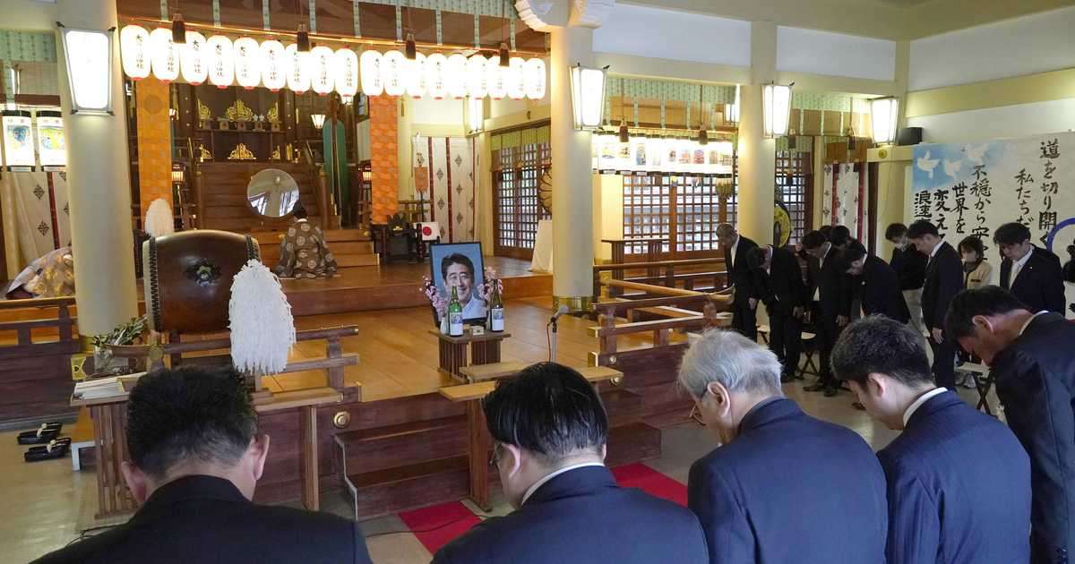 「板垣死すとも－」死せぬ自由誓い安倍氏慰霊祭、憂国の遺志「重ねずにはいられない」 - 産経ニュース