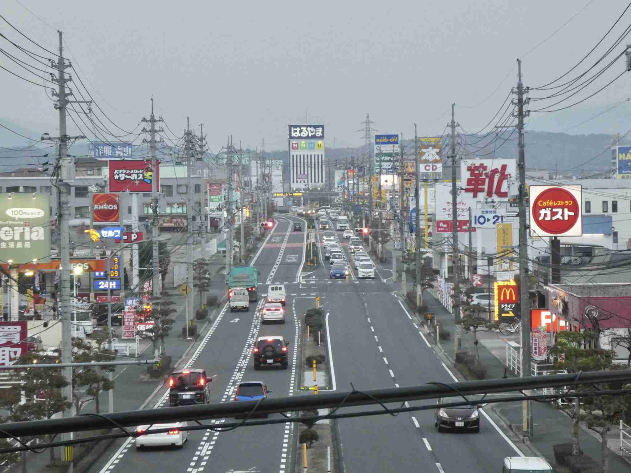 東京への流入人口が再び増加…コロナ禍で進んだ「テレワークをして地方で暮らす」はどうなったのか？