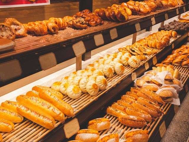 1番好きな「パン屋チェーン店」ランキング! 3位「リトルマーメイド」、2位「ヴィ・ド・フランス」、1位は?