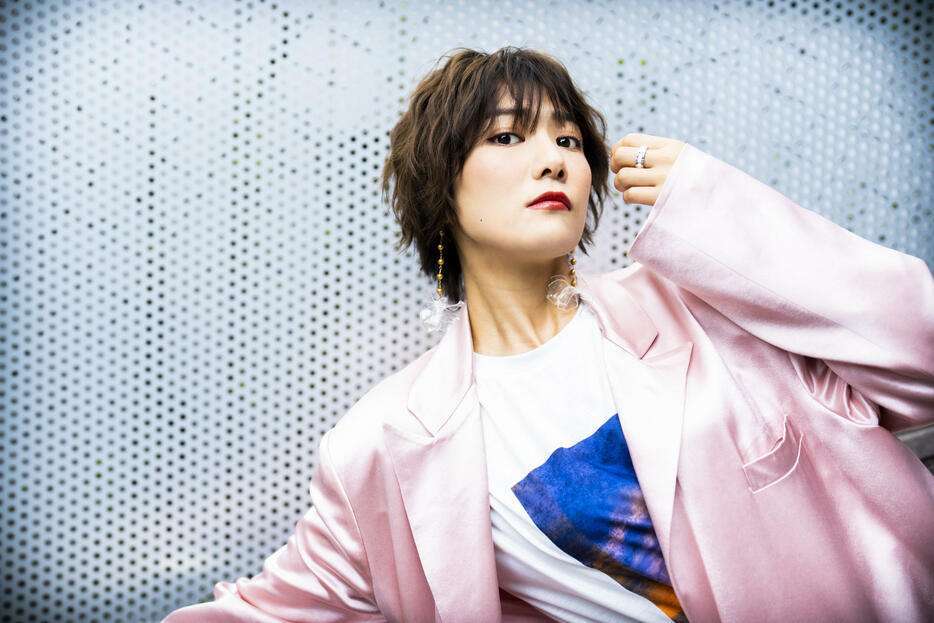 「AKBに戻りたい」卒業後に思いつめた宮澤佐江──手放した「キラキラの芸能界」に対する執着