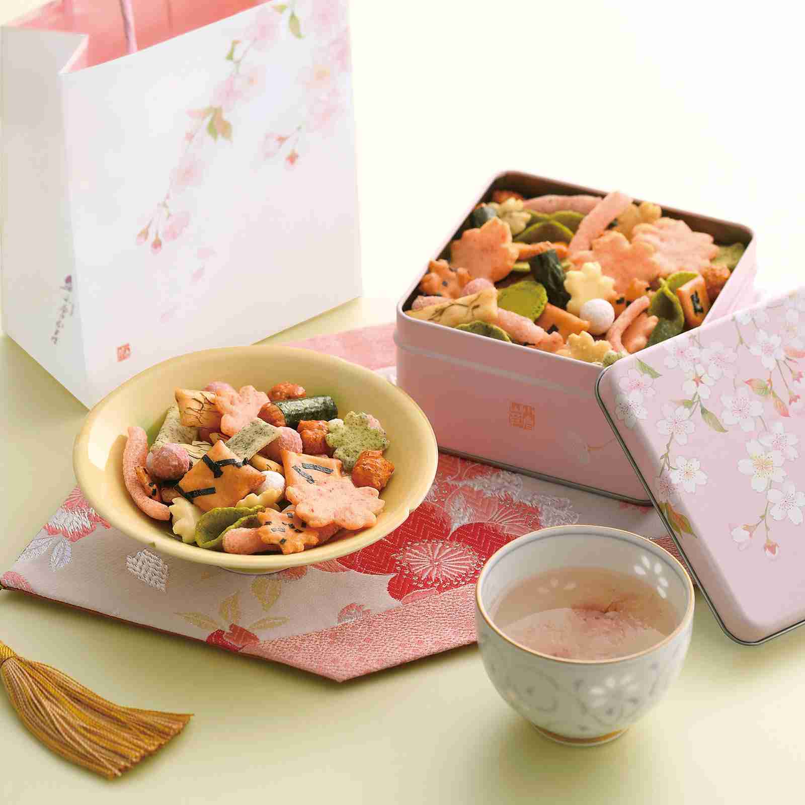 暇だとなんとなく食べちゃう人～✋