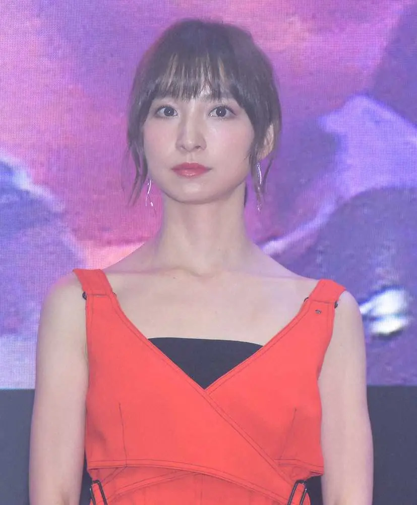 篠田麻里子が離婚発表　“交際0日婚”から4年…夫・高橋勇太氏と連名で報告　昨年には不倫報道も