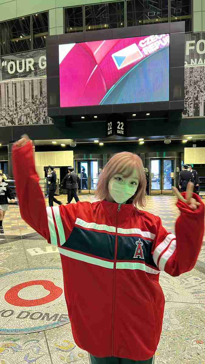 きゃりー、独身ラストデートはWBCチェコ戦…夫の葉山奨之には誰も気づかず
