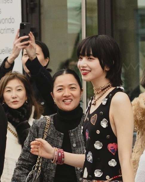 菅田将暉、小松菜奈の“付き添い”でパリコレ帯同も「終始おどおど」な振る舞いが際立った事情