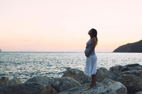 子宮系女子たちが続々と移住。いま壱岐島で何が起きている？ - wezzy｜ウェジー