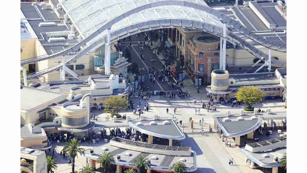 ＵＳＪ、13日からマスク着用「来場者の判断」…従業員は当面着用 : 読売新聞