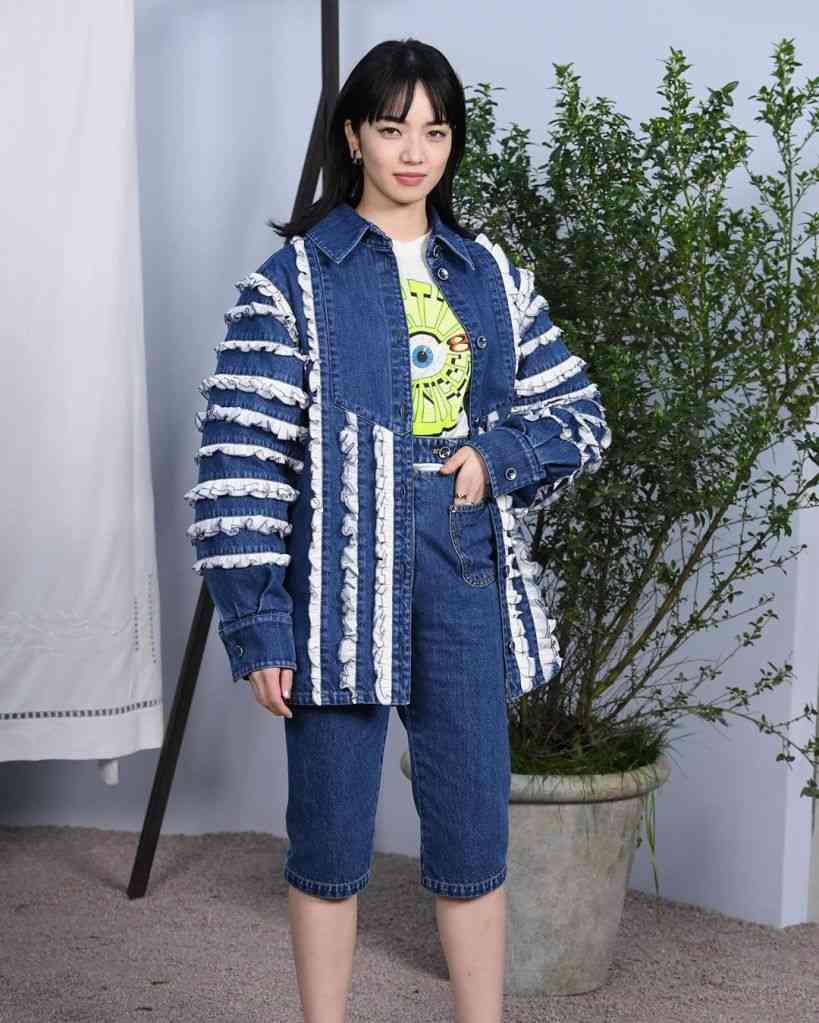 なんだこの衣装…となった芸能人の衣装