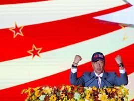 鴻海の創業者が訪米、24年の台湾総統選にらみ有権者にアピールへ（Bloomberg） - Yahoo!ニュース