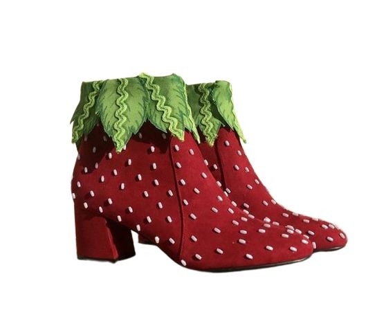 いちごグッズが見たい🍓