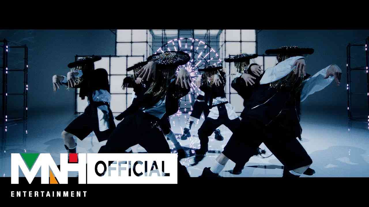 8TURN (에잇턴) 'TIC TAC' MV (Performance ver.) - YouTube