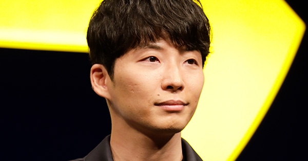 星野源　ラジオ収録で新垣結衣のフーディを着用！ファン歓喜「最推し夫婦尊すぎ」 | 女性自身