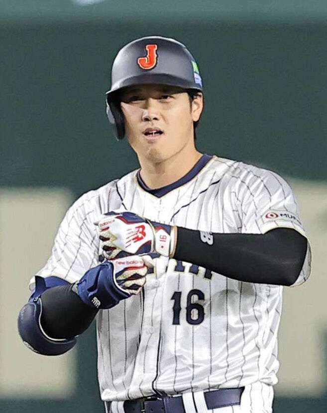 成田悠輔氏、「サンジャポ」で大谷翔平への思いを明かす…「何か弱点があって欲しいってひねくれたこと考えています」 : スポーツ報知