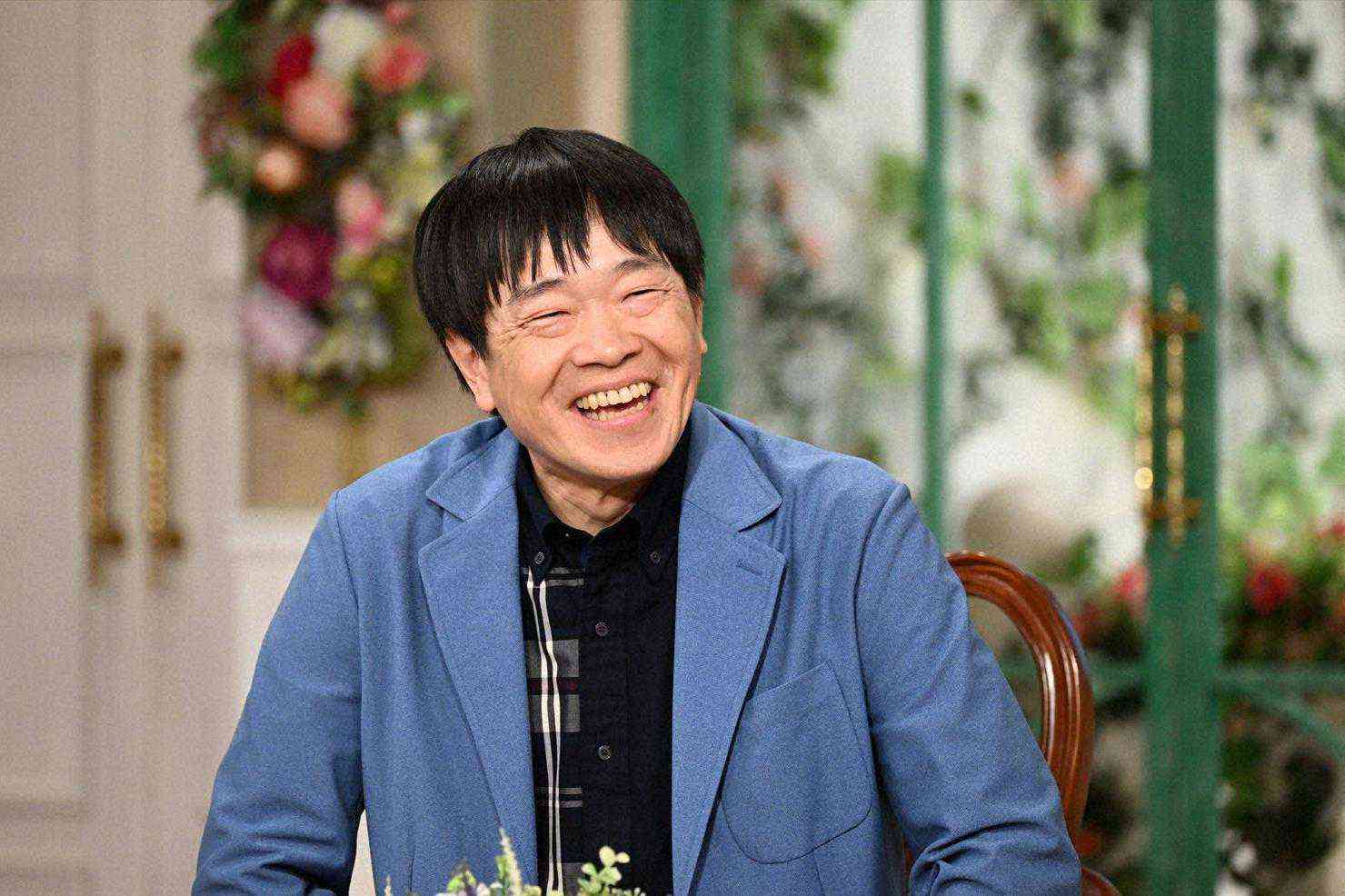 <蛍原徹>競馬に大当たりし20代で墓石購入 妻とは「ビビッと婚」「一緒のお墓に入る人なんだな」と直感 「徹子の部屋」で