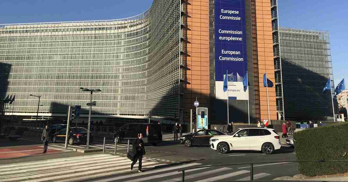 EU外相、ロシアの戦術核を受け入れぬようベラルーシに要請 | 毎日新聞